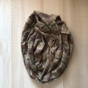 Fall/spring infinity scarf